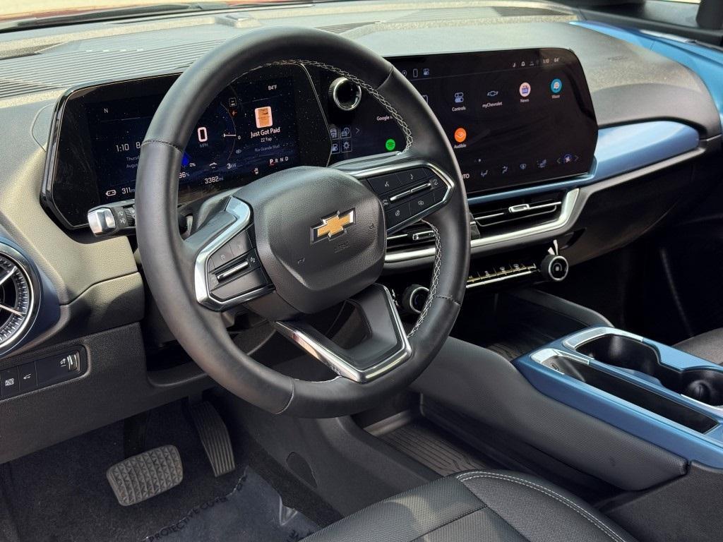 used 2024 Chevrolet Equinox EV car, priced at $25,000