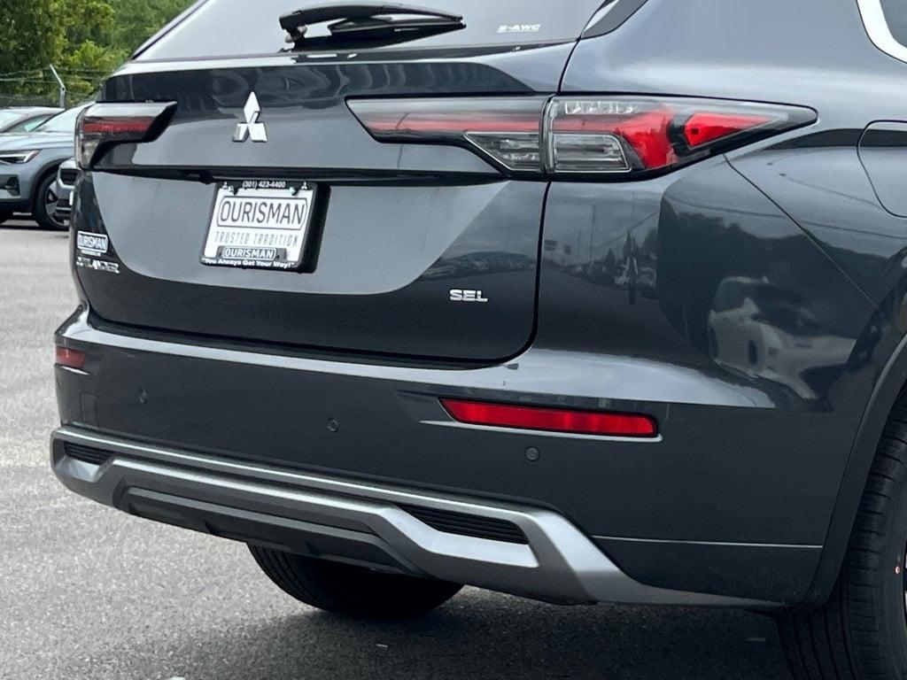 new 2025 Mitsubishi Outlander car, priced at $46,605