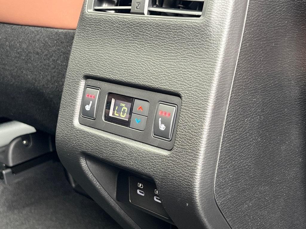 new 2025 Mitsubishi Outlander car, priced at $46,605