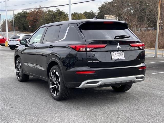 new 2024 Mitsubishi Outlander car, priced at $36,095