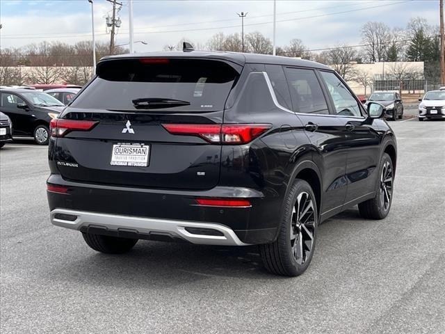 new 2024 Mitsubishi Outlander car, priced at $36,095