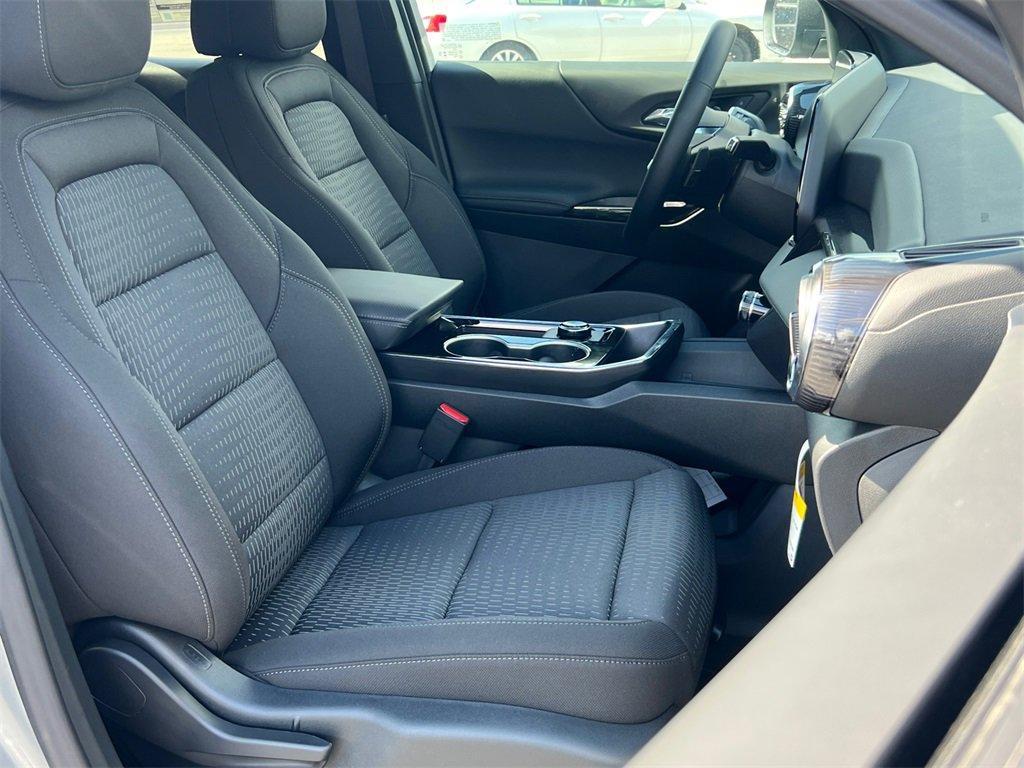 new 2026 Chevrolet Equinox car, priced at $26,495