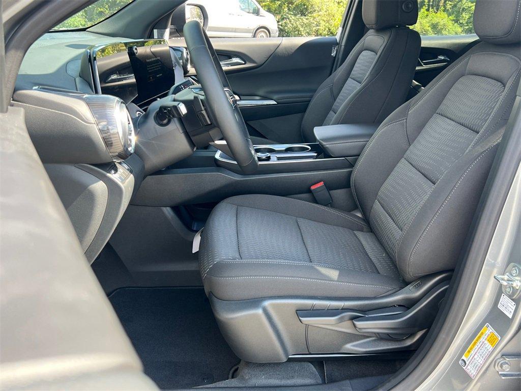new 2026 Chevrolet Equinox car, priced at $26,495