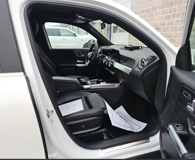 used 2021 Mercedes-Benz GLB 250 car, priced at $26,700