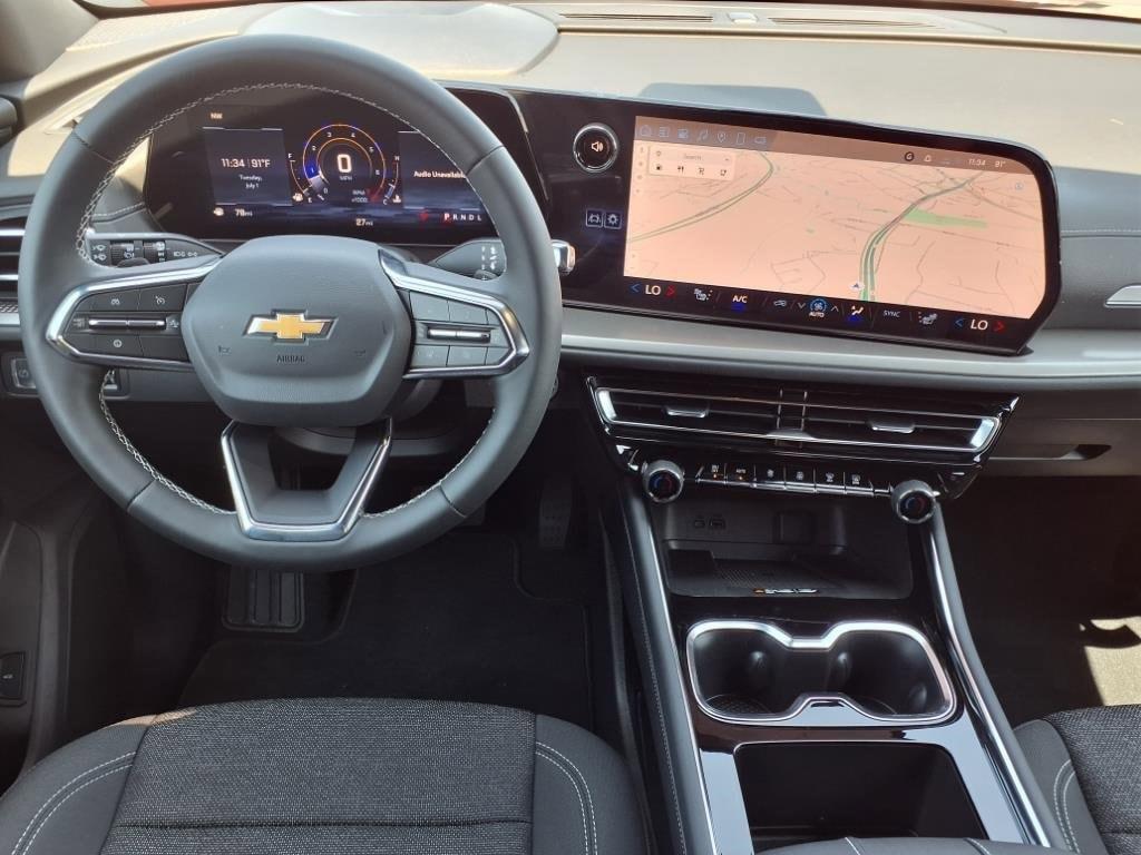 new 2025 Chevrolet Traverse car, priced at $43,100