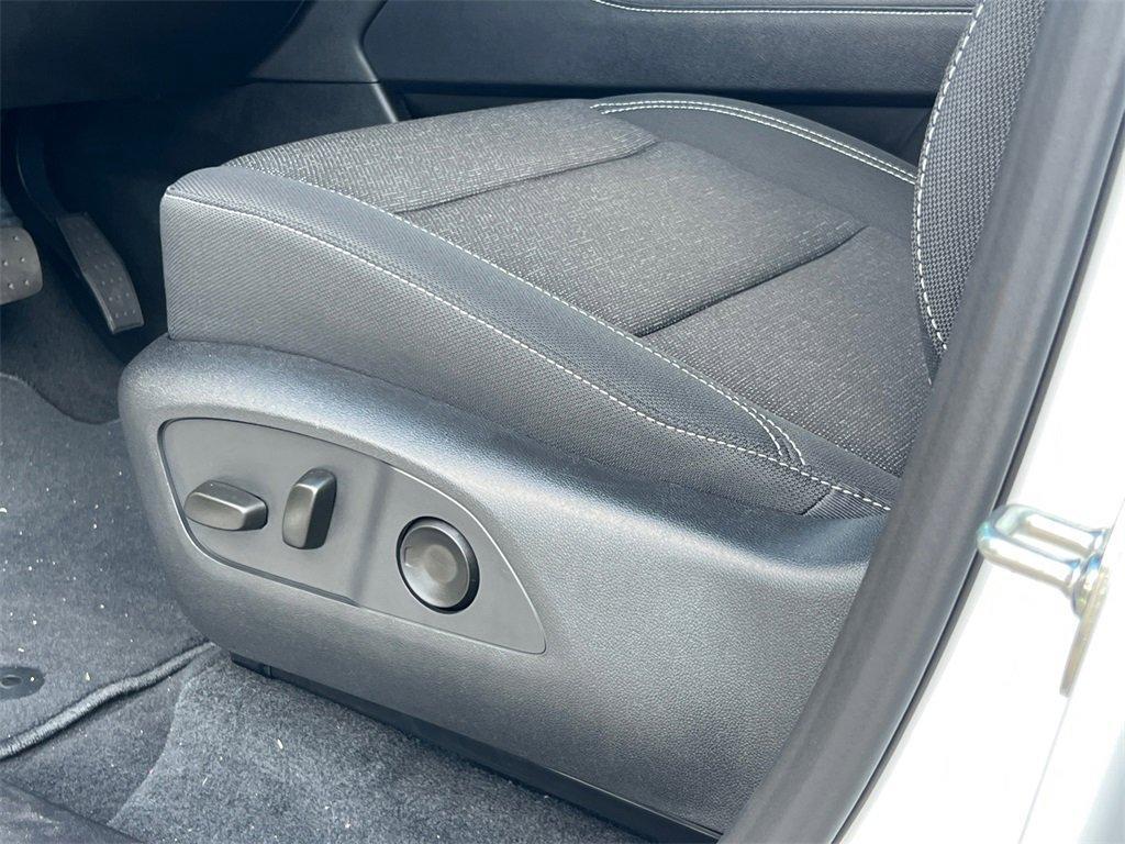 new 2026 Chevrolet Traverse car, priced at $38,420