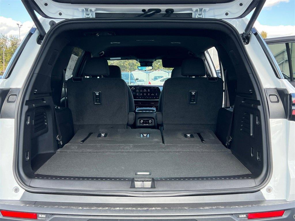 new 2026 Chevrolet Traverse car, priced at $38,420