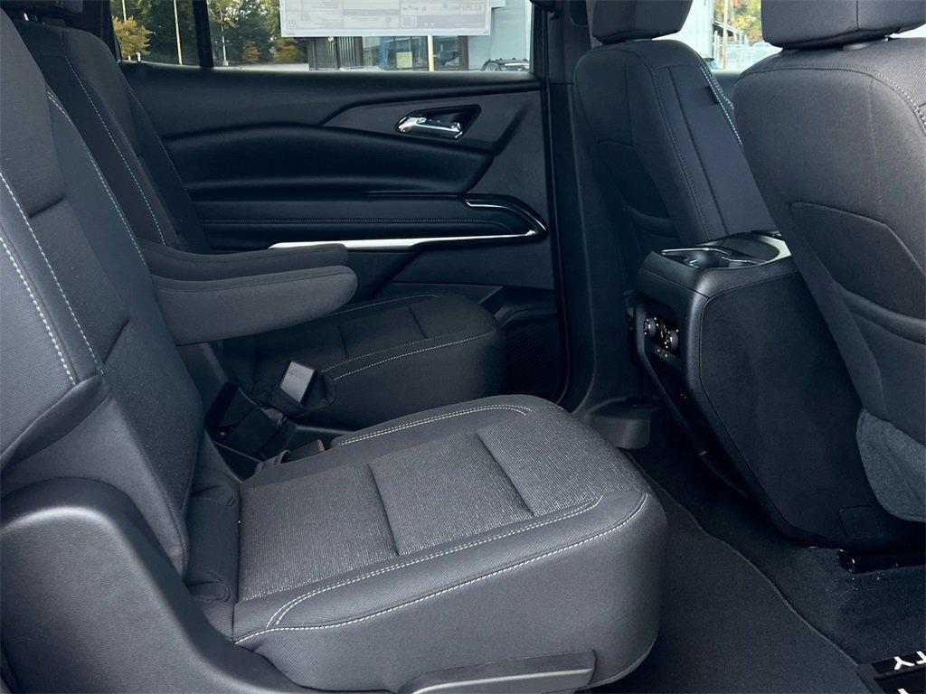 new 2026 Chevrolet Traverse car, priced at $38,420