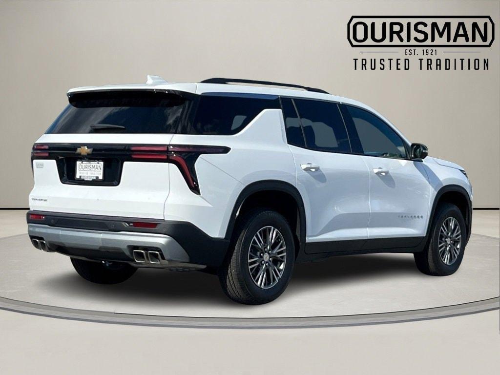 new 2026 Chevrolet Traverse car, priced at $38,420