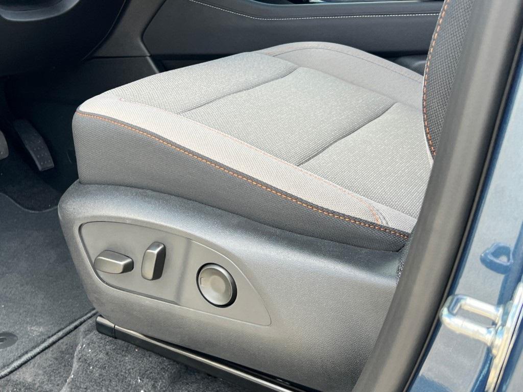 new 2026 Chevrolet Traverse car, priced at $42,495