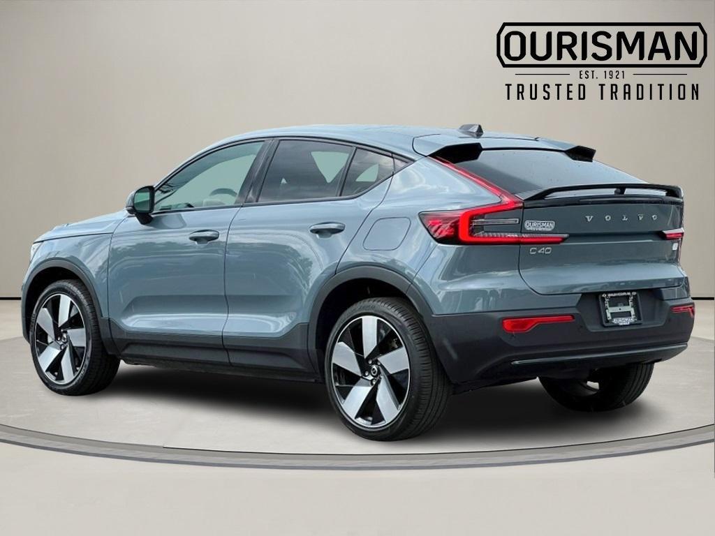 used 2023 Volvo C40 Recharge Pure Electric car, priced at $27,500