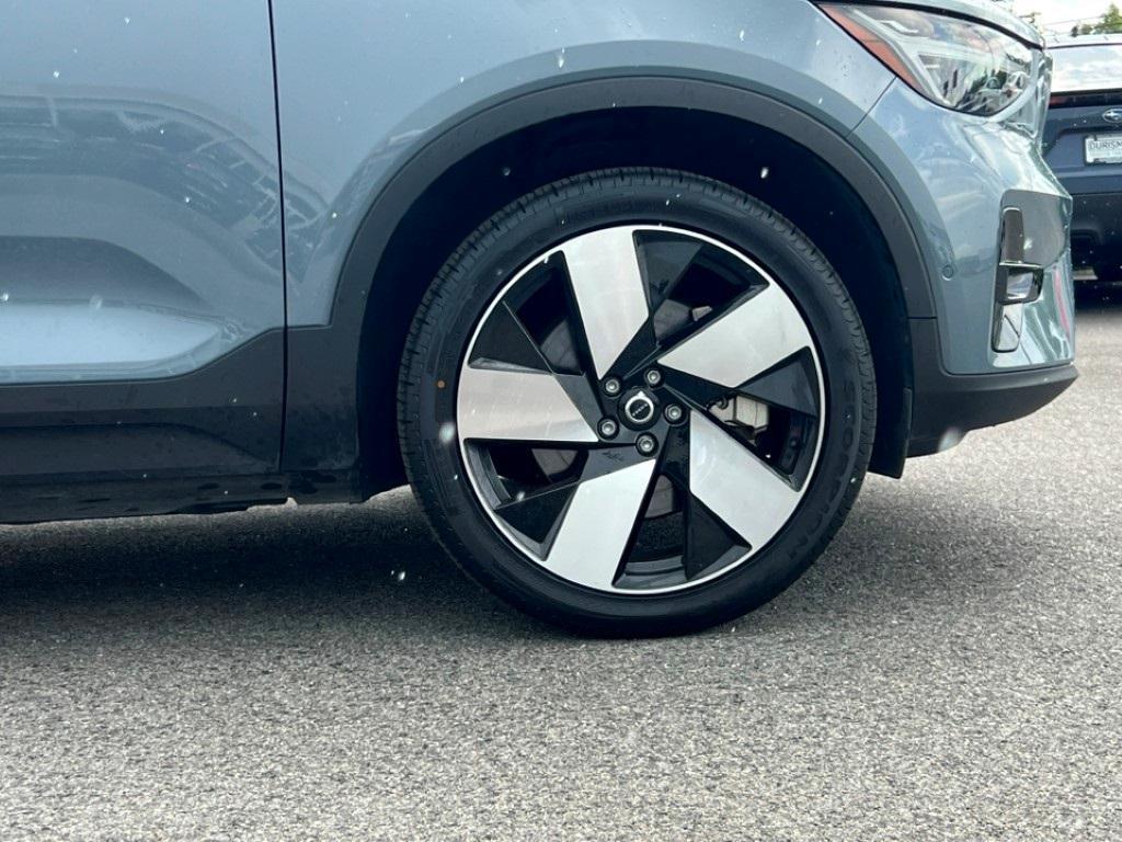 used 2023 Volvo C40 Recharge Pure Electric car, priced at $27,500