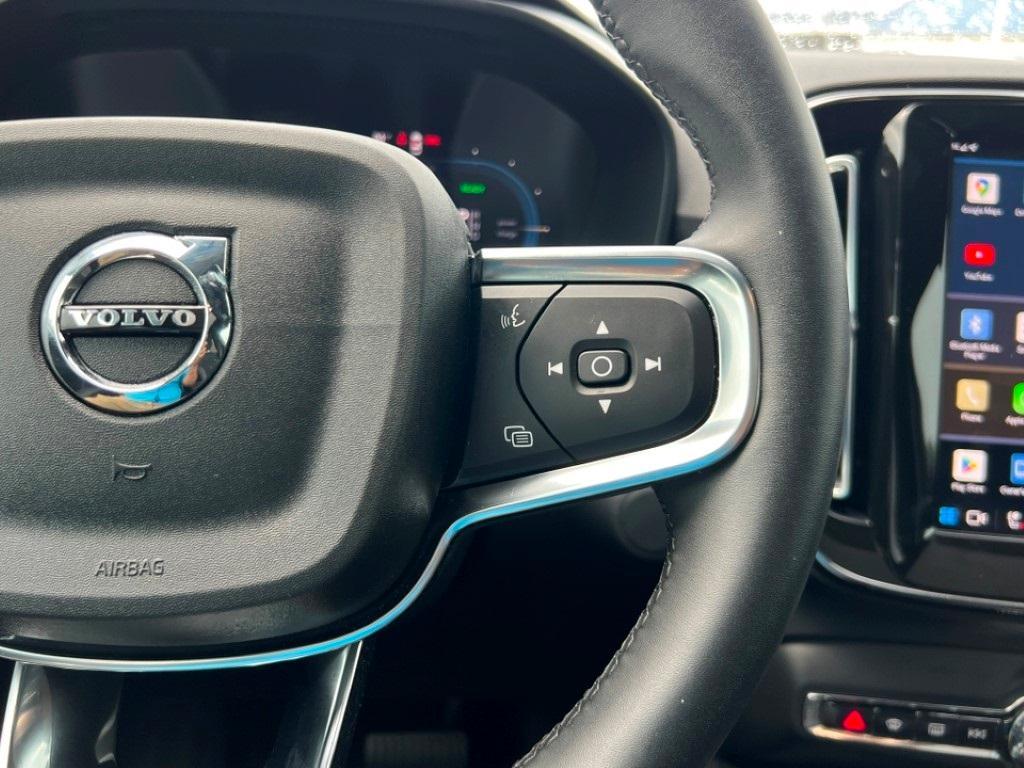 used 2023 Volvo C40 Recharge Pure Electric car, priced at $27,500