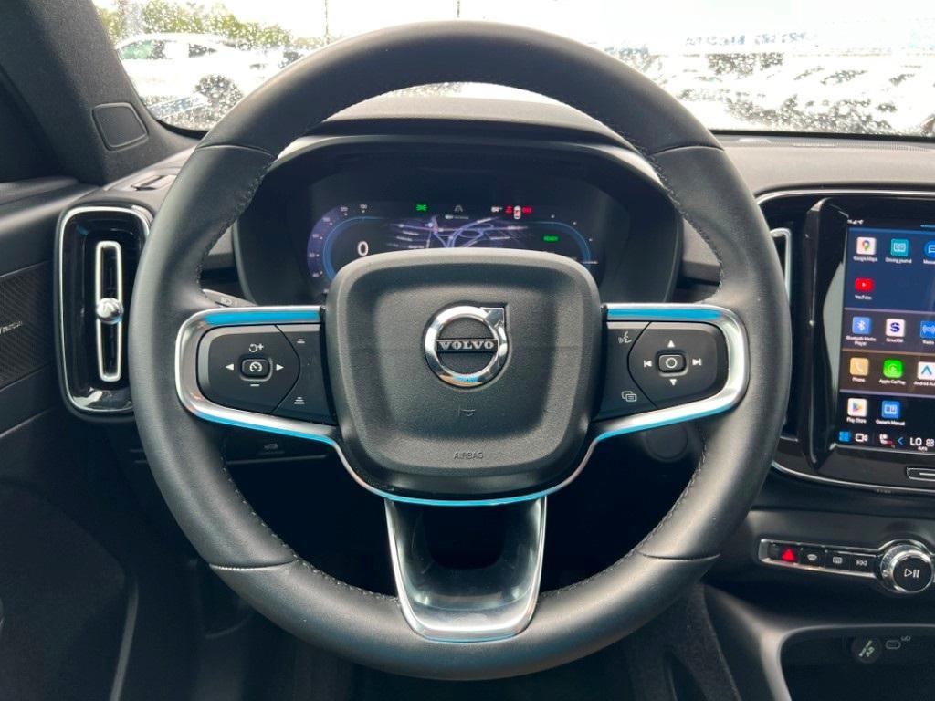 used 2023 Volvo C40 Recharge Pure Electric car, priced at $27,500
