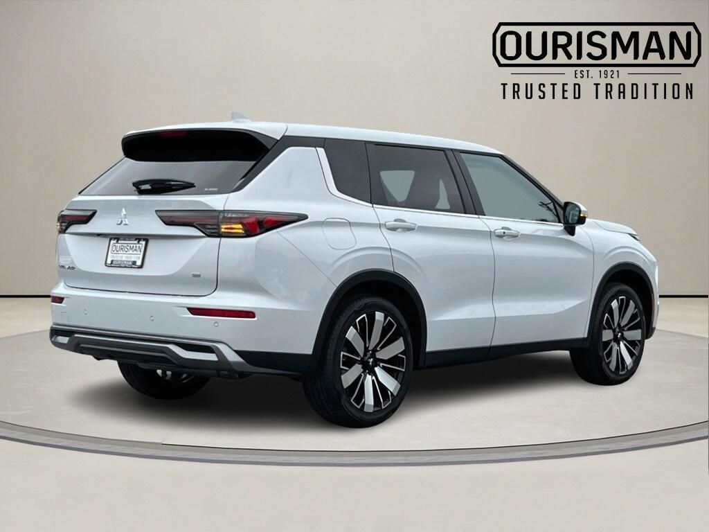 new 2025 Mitsubishi Outlander car, priced at $40,625
