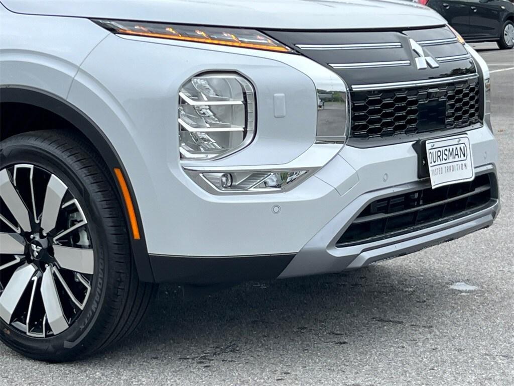 new 2025 Mitsubishi Outlander car, priced at $40,625