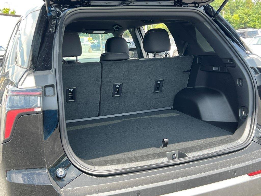 new 2026 Chevrolet Equinox car, priced at $30,195