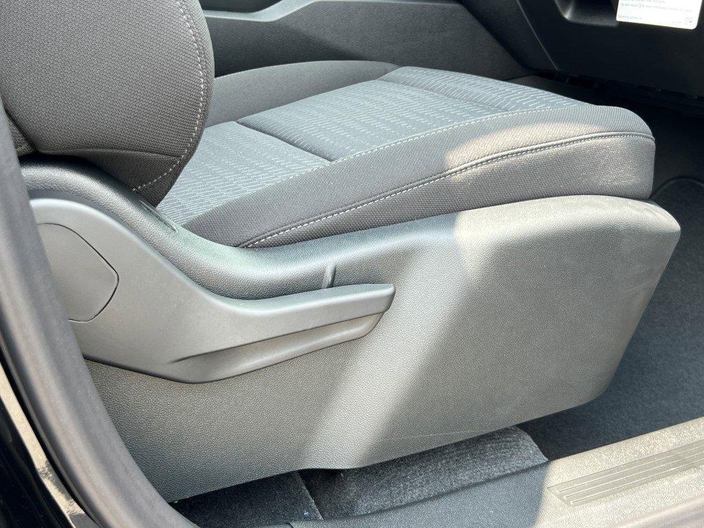 new 2026 Chevrolet Equinox car, priced at $30,195
