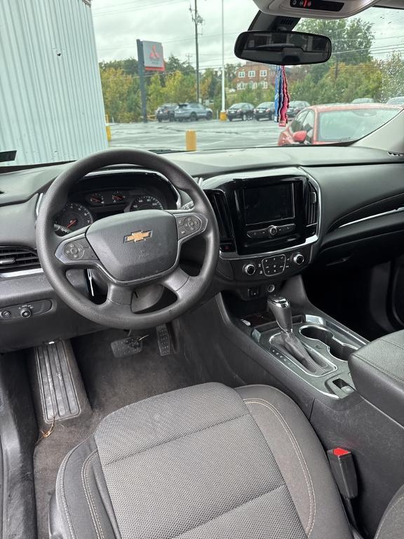 used 2020 Chevrolet Traverse car, priced at $18,500