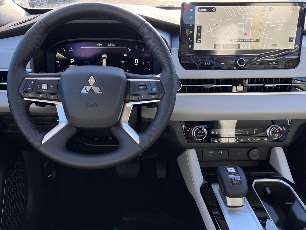 new 2025 Mitsubishi Outlander car, priced at $40,565