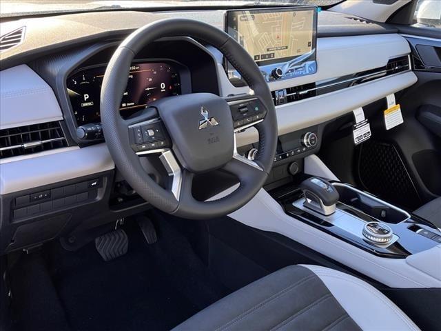 new 2025 Mitsubishi Outlander car, priced at $40,565