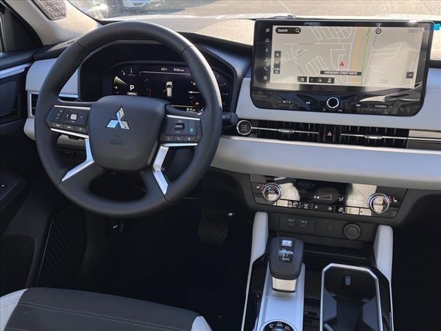 new 2025 Mitsubishi Outlander car, priced at $40,565