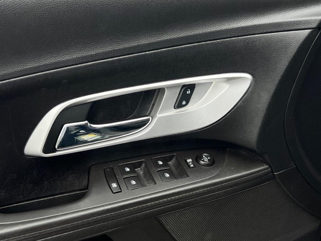 used 2016 Chevrolet Equinox car, priced at $14,000