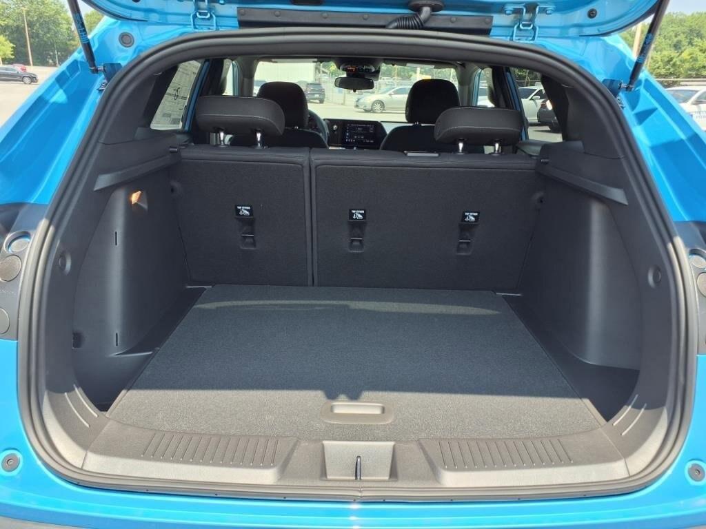 new 2025 Chevrolet Trax car, priced at $25,779