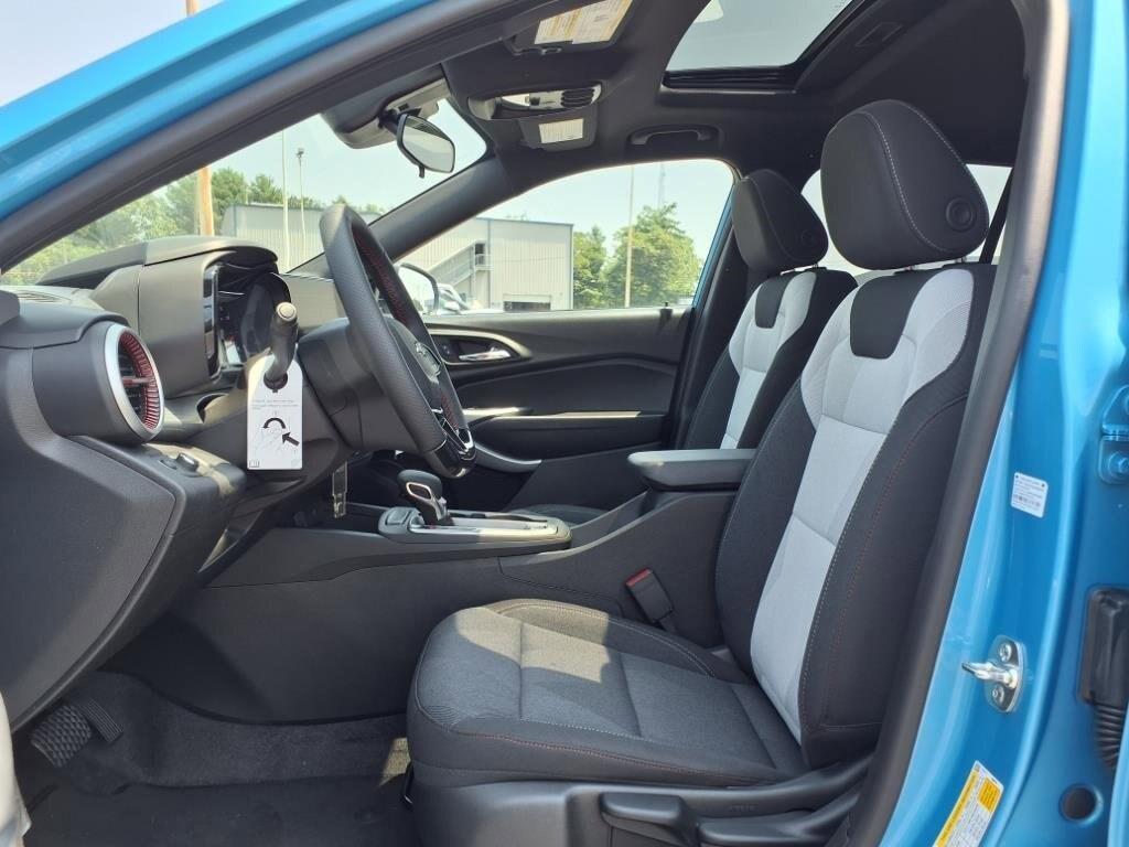 new 2025 Chevrolet Trax car, priced at $25,779