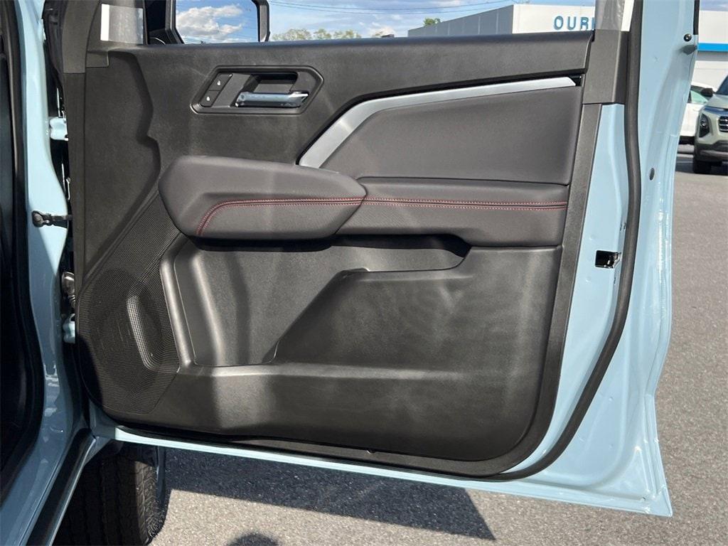 new 2026 Chevrolet Colorado car, priced at $45,315