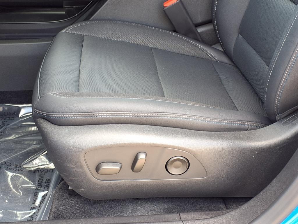 used 2025 Chevrolet Equinox EV car, priced at $28,700