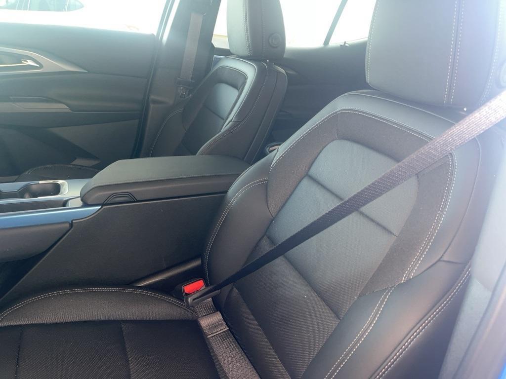 used 2025 Chevrolet Equinox EV car, priced at $31,500