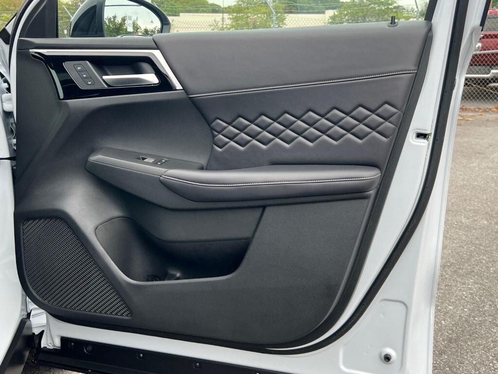 new 2025 Mitsubishi Outlander PHEV car, priced at $52,330