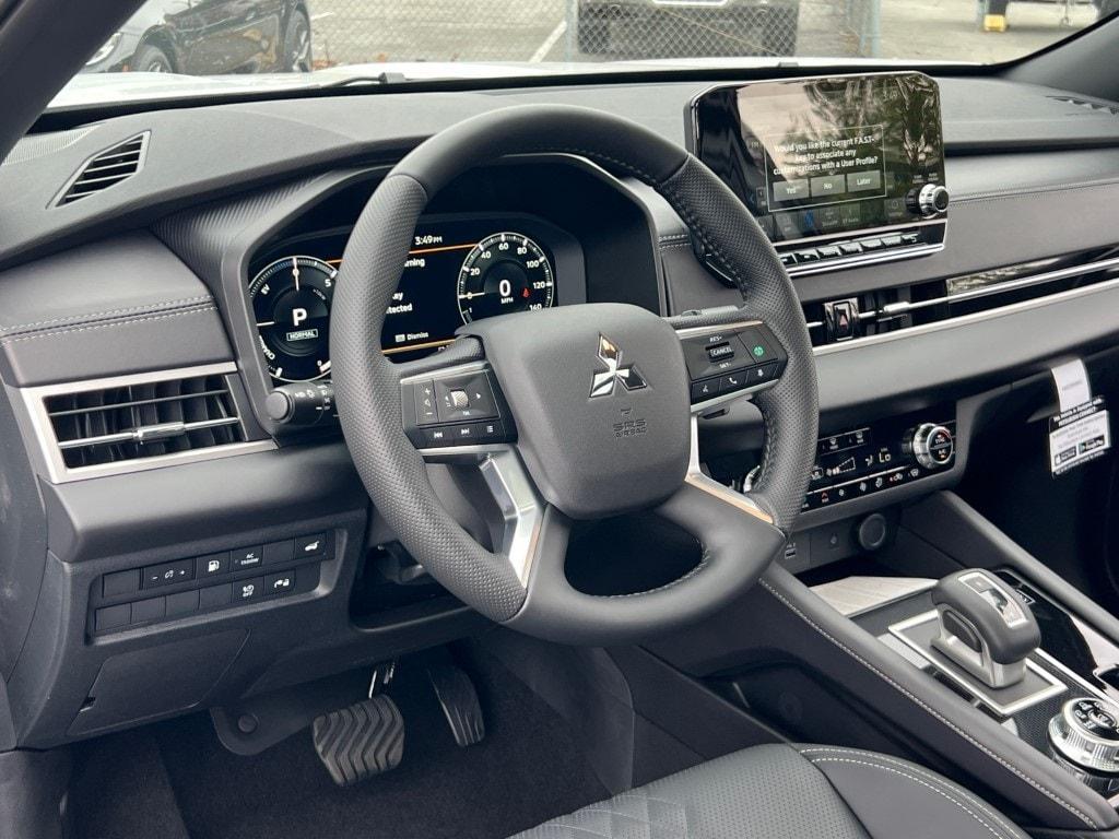 new 2025 Mitsubishi Outlander PHEV car, priced at $52,330