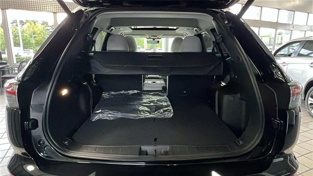 new 2025 Mitsubishi Outlander car, priced at $46,590