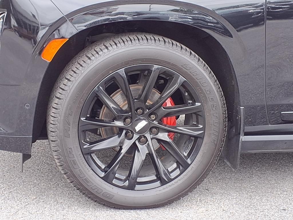 used 2022 Cadillac Escalade ESV car, priced at $69,300