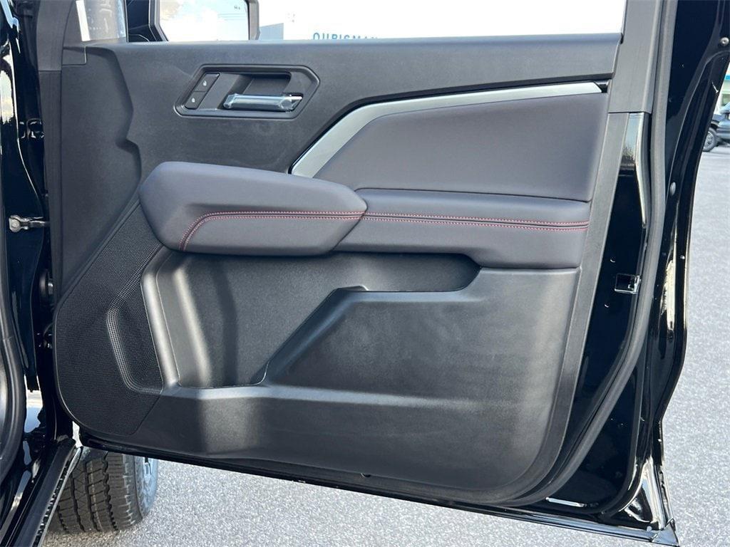 new 2026 Chevrolet Colorado car, priced at $45,240