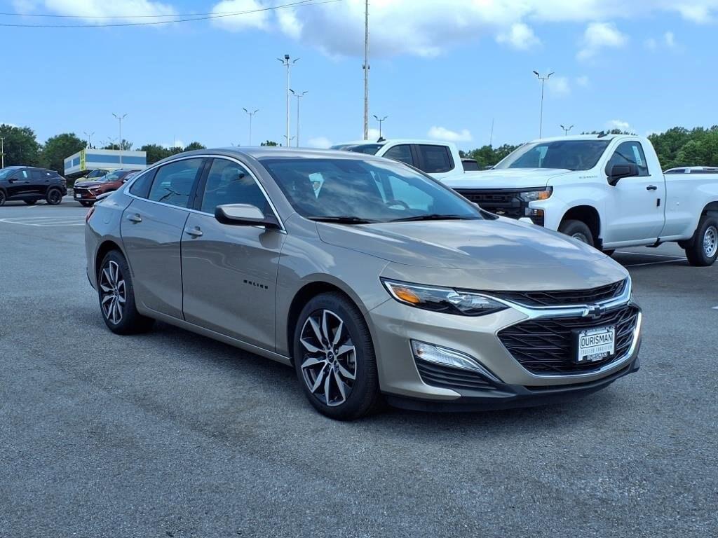new 2025 Chevrolet Malibu car, priced at $25,895