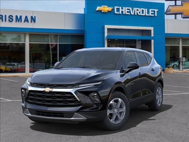 new 2025 Chevrolet Blazer car, priced at $32,295