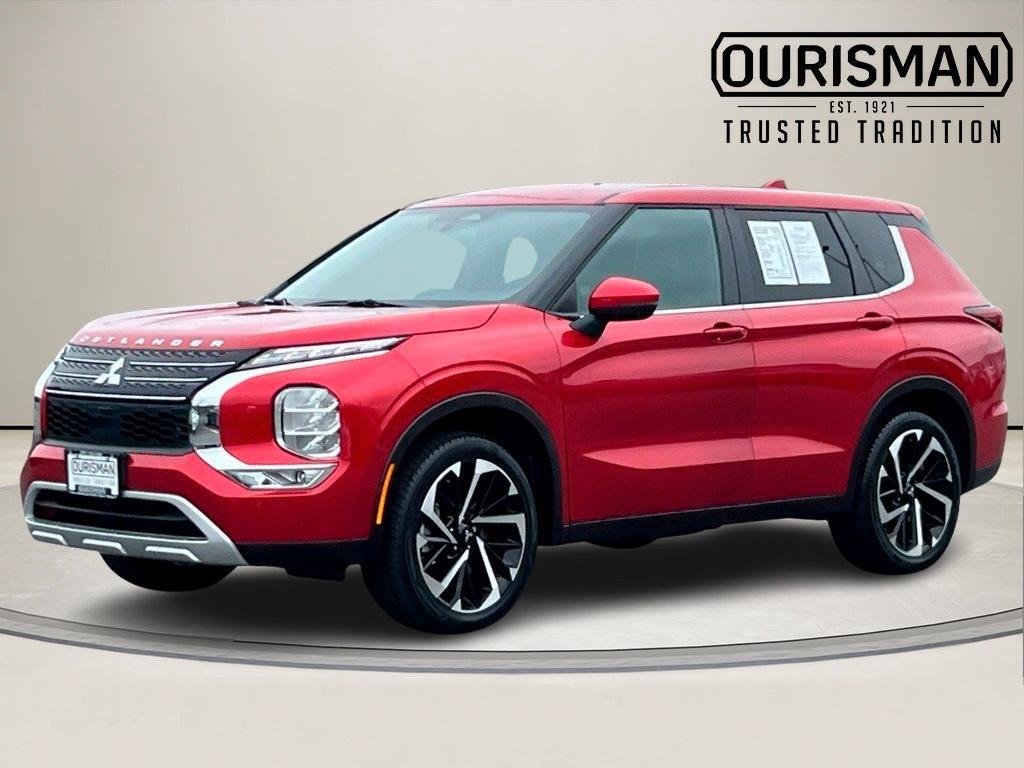 used 2024 Mitsubishi Outlander car, priced at $28,000