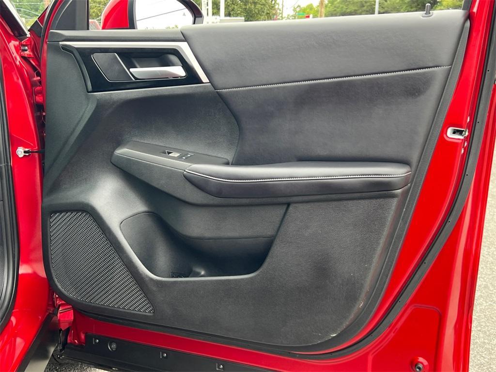 used 2024 Mitsubishi Outlander car, priced at $28,000