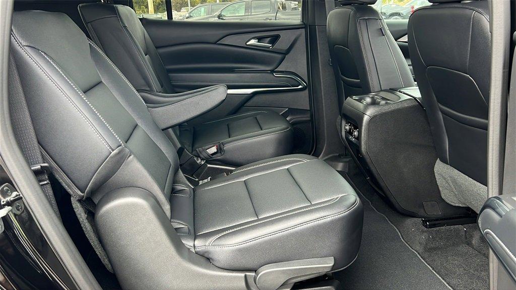 new 2026 Chevrolet Traverse car, priced at $44,920