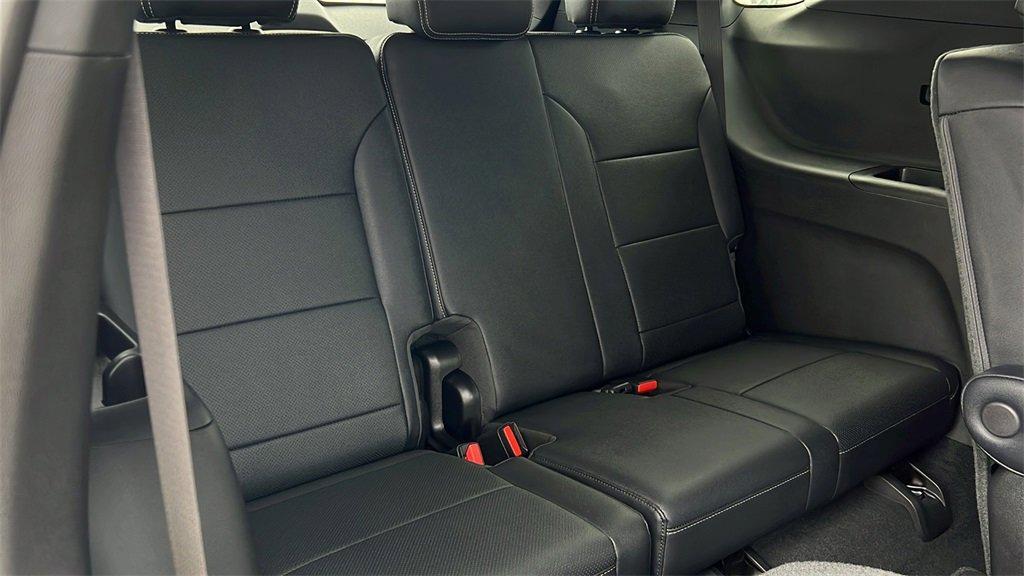 new 2026 Chevrolet Traverse car, priced at $44,920