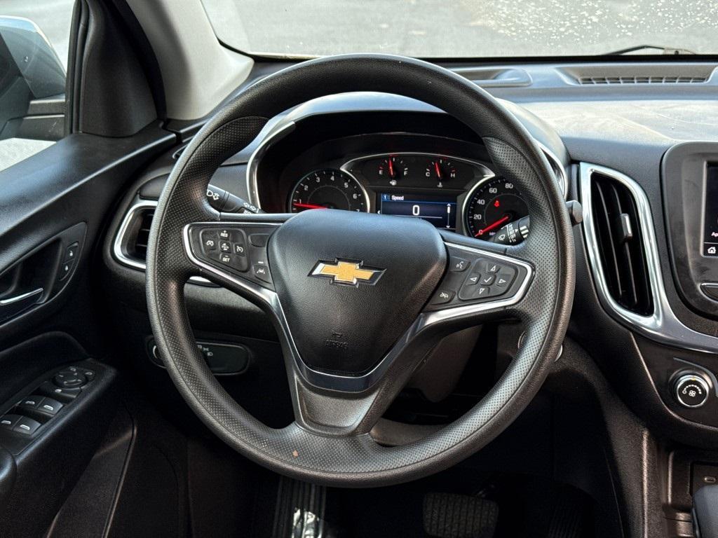 used 2023 Chevrolet Equinox car, priced at $19,000