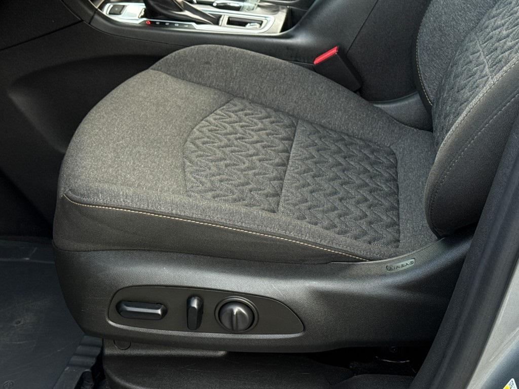 used 2023 Chevrolet Equinox car, priced at $19,000