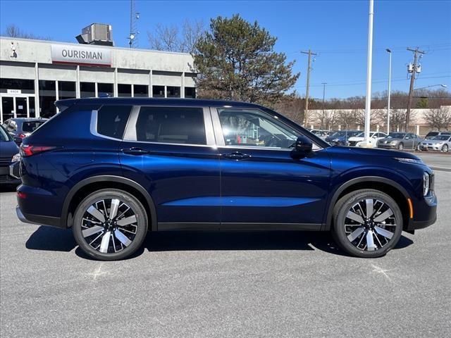 new 2025 Mitsubishi Outlander car, priced at $40,085