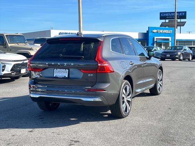 used 2022 Volvo XC60 car, priced at $34,500