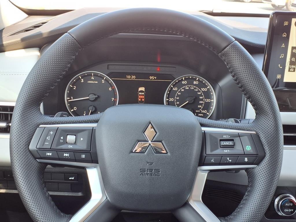 new 2025 Mitsubishi Outlander car
