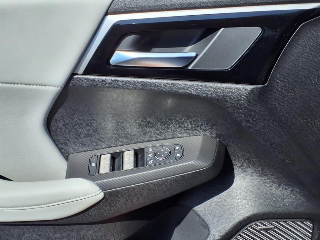 new 2025 Mitsubishi Outlander car