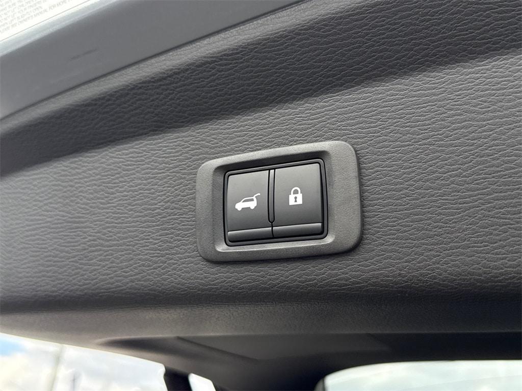new 2025 Mitsubishi Outlander car, priced at $44,060